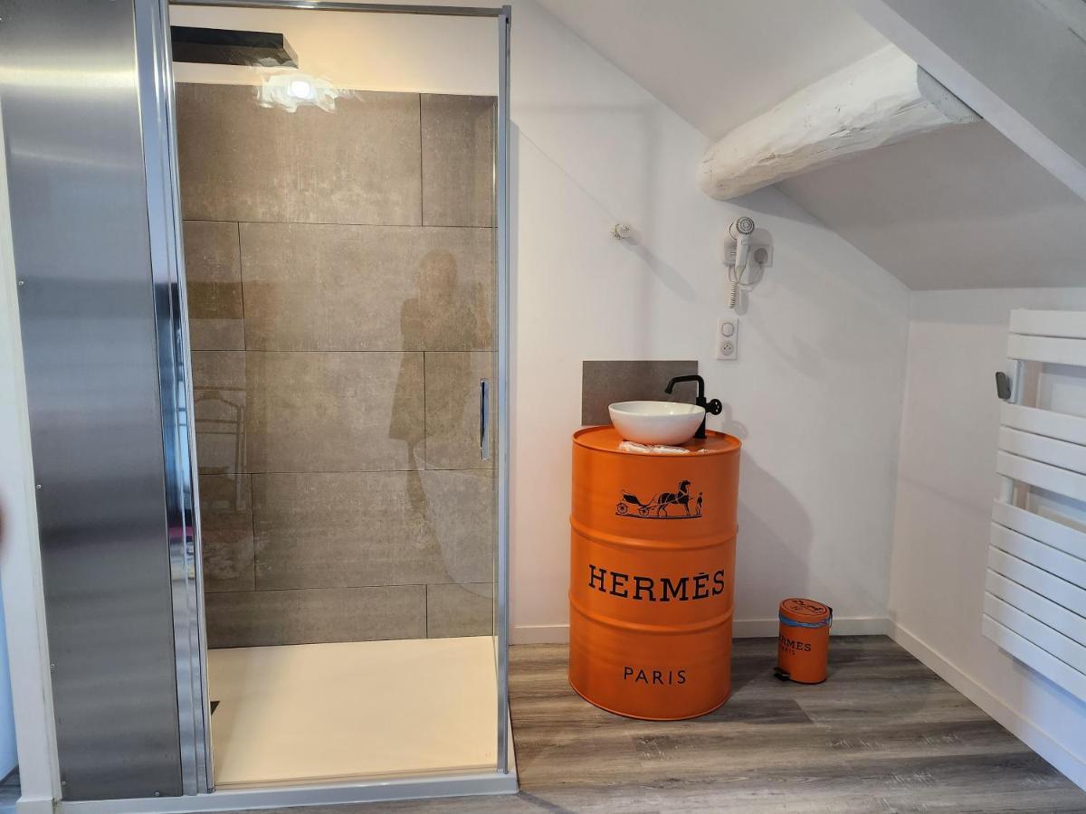 Maison Face A L'Abbaye D'Hautvillers - 2 Bedrooms 2 Bathrooms, Parking Buitenkant foto