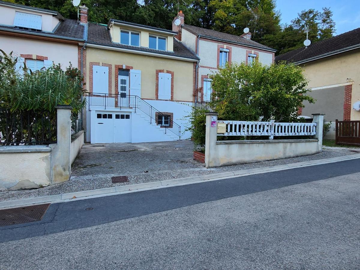 Maison Face A L'Abbaye D'Hautvillers - 2 Bedrooms 2 Bathrooms, Parking Buitenkant foto