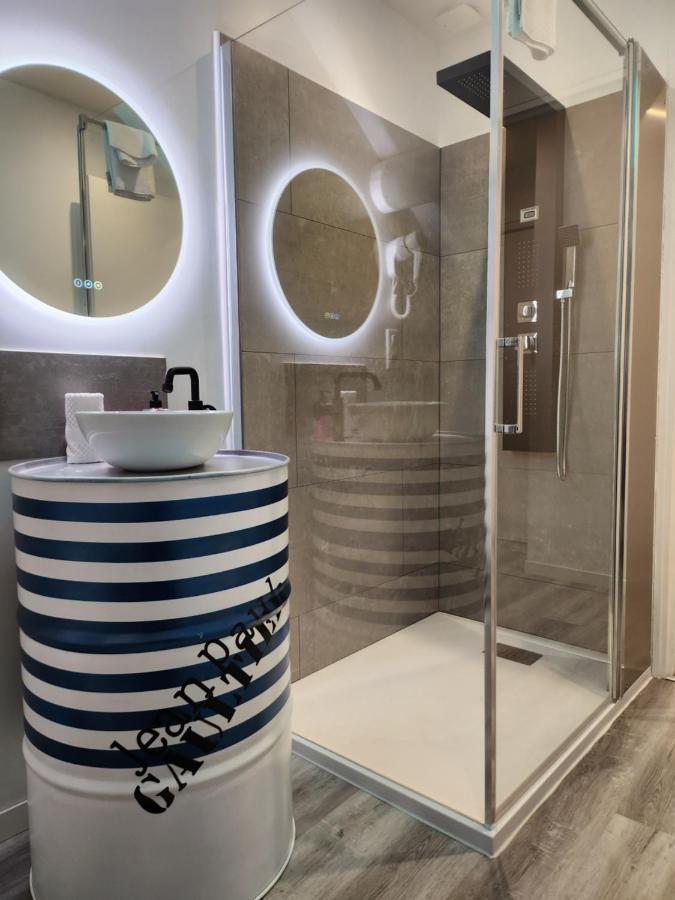 Maison Face A L'Abbaye D'Hautvillers - 2 Bedrooms 2 Bathrooms, Parking Buitenkant foto
